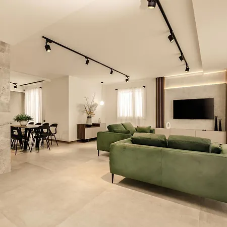Villa The One - Zavillas - Up To 14 People